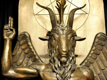 The Baphomet statue is seen in the conversion room at the Satanic Temple where a "Hell Hou