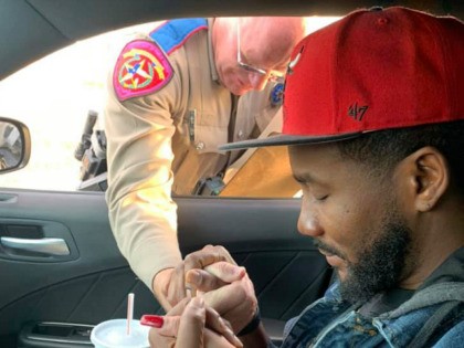 Texas State Trooper Prays During Traffic Stop with Man Who Lost Brother