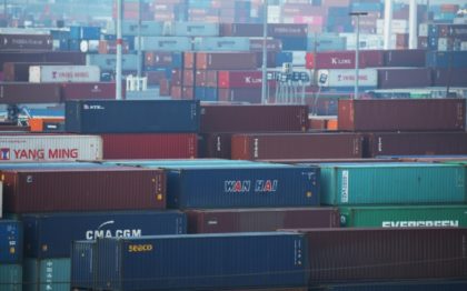 Stock markets nervous as US tariff deadline nears