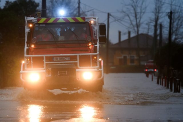 60,000 French homes without power lashed by heavy rains, winds