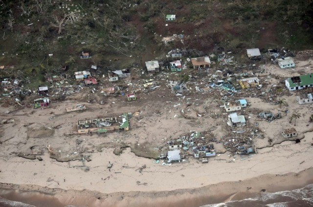 Hundreds flee lowlands as Cyclone Sarai sweeps past Fiji