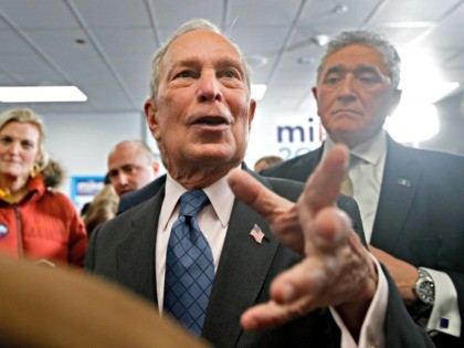 Democratic presidential candidate and former New York City Mayor Michael Bloomberg, center