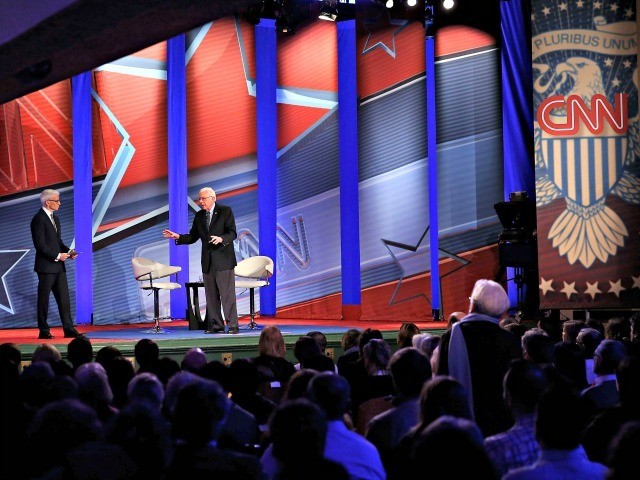 DERRY, NH - FEBRUARY 03: Democratic Presidential candidates Sen. Bernie Sanders (R) talks