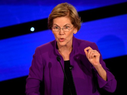 Democratic presidential hopeful Massachusetts Senator Elizabeth Warren participates of the