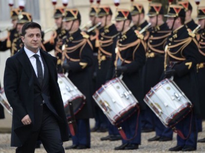Ukraine's President Volodymyr Zelensky arrives at the Elysee Palace to attend a summit on