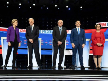 (L-R) Democratic presidential hopefuls billionaire-philanthropist Tom Steyer, Massachusett