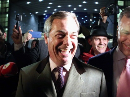 Britain's Brexit Party leader Nigel Farage (C) leaves the European Parliament after a plenary session to vote on the Brexit deal in Brussels on January 29, 2020. - The European Parliament on January 29 voted overwhelmingly to approve the Brexit deal with London, clearing the final hurdle for Britain's departure …