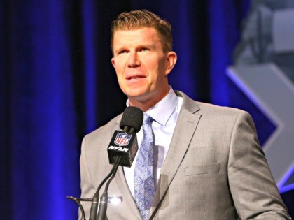 PHOENIX, AZ - JANUARY 30: Former NFL player Matt Birk speaks during the Don Shula High School Coach Of The Year Press Conference prior to the upcoming Super Bowl XLIX at Phoenix Convention Center on January 30, 2015 in Phoenix, Arizona. (Photo by Mike Lawrie/Getty Images)