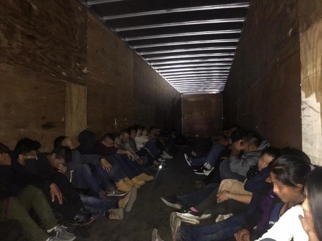 Laredo Sector Border Patrol agents arrest 33 migrants from China, Guatemala, Honduras, and