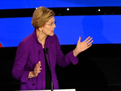 Democratic presidential hopefuls Massachusetts Senator Elizabeth Warren (L), former Vice P