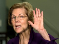 Elizabeth Warren: Donald Trump Is ‘Flirting With Treason’