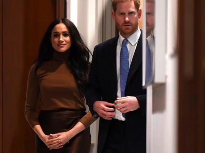 LONDON, UNITED KINGDOM - JANUARY 07: Prince Harry, Duke of Sussex and Meghan, Duchess of Sussex during their visit to Canada House in thanks for the warm Canadian hospitality and support they received during their recent stay in Canada, on January 7, 2020 in London, England. (Photo by DANIEL LEAL-OLIVAS …