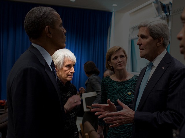 President Barack Obama meets with advisors to prep for a bilateral meeting with President Michel Sleiman of Lebanon at the United Nations in New York, N.Y., Sept. 24, 2013. Standing with the President from left are: Wendy Sherman, Under Secretary of State for Political Affairs; Amb. Samantha Power, U.S. Permanent …