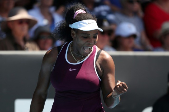 Serena drops set before reaching Auckland quarters