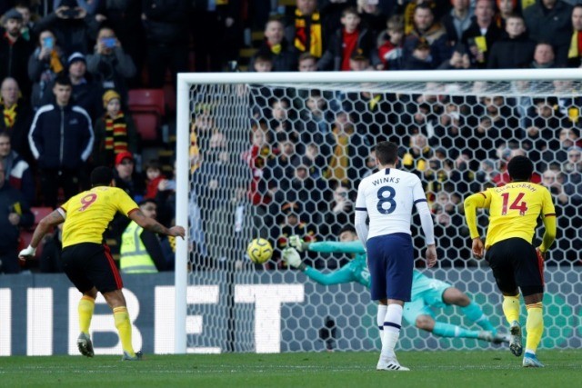Deeney penalty saved but Watford dent Spurs Euro hopes