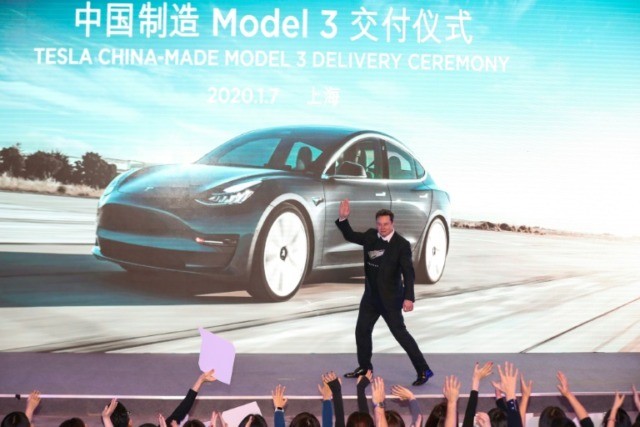 Elon Musk drops surprise techno track
