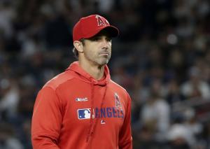 Houston Astros interview Brad Ausmus for manager opening