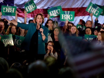 DES MOINES, IOWA - FEBRUARY 01: Democratic presidential candidate Sen. Amy Klobuchar (D-MN