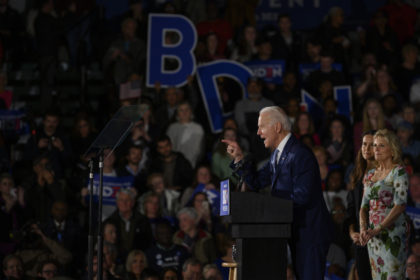 Democratic presidential candidate Joe Biden, accompanied by his daughter Ashley Biden (C) and wife Jill Biden (R) delivers remarks at his primary night election event in Columbia, South Carolina, on February 29, 2020. - Former vice president Joe Biden won the South Carolina primary on Saturday, reviving his flagging campaign …