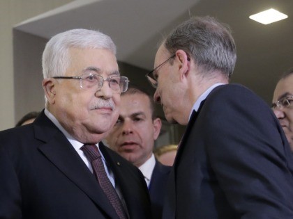 Mahmoud Abbas and Jeremy Ben-Ami (Seth Wenig / Associated Press)