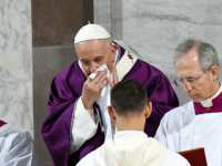 Pope Francis Calls for ‘Widespread Distribution’ of Coronavirus Vaccines