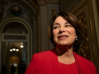 Klobuchar: GOP "Stole" SCOTUS Seat "Last Time", το κάνουν ξανά