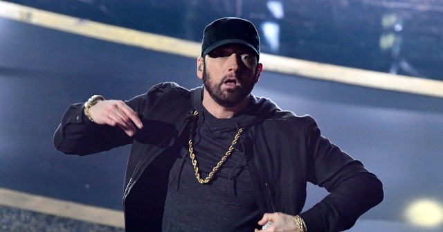 Oscars: Eminem Roasted Online for Performing 'Lose Yourself' 17 Years ...