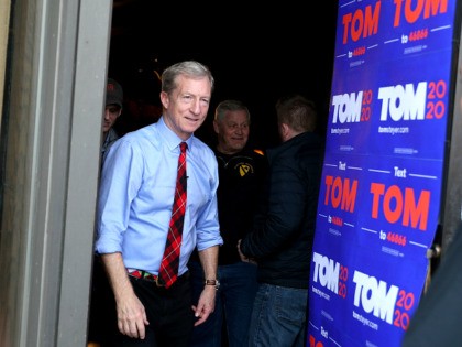 CLINTON, IOWA - JANUARY 31: Democratic presidential candidate Tom Steyer exits after a cam