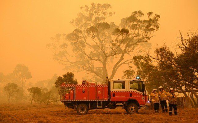 Canberra heatwave breaks records amid wildfire threat