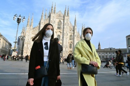 Italy authorities urge calm as coronavirus cases stabilise