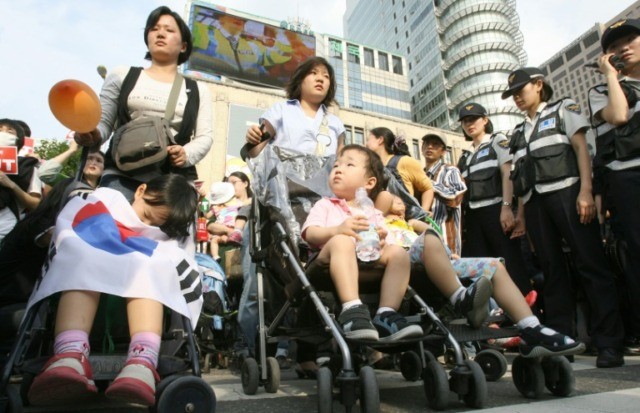 South Korea's birth rate falls to all-time low