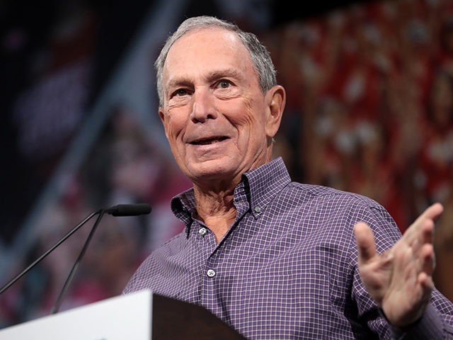 Former Mayor Michael Bloomberg speaking with attendees at the Presidential Gun Sense Forum