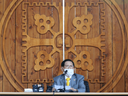 Lee Man-hee, leader of the Shincheonji Church of Jesus, speaks during a press conference at a facility of the church in Gapyeong on March 2, 2020. - The leader of a South Korean sect linked to more than half the country's 4,000-plus coronavirus cases apologised on March 2 for the …