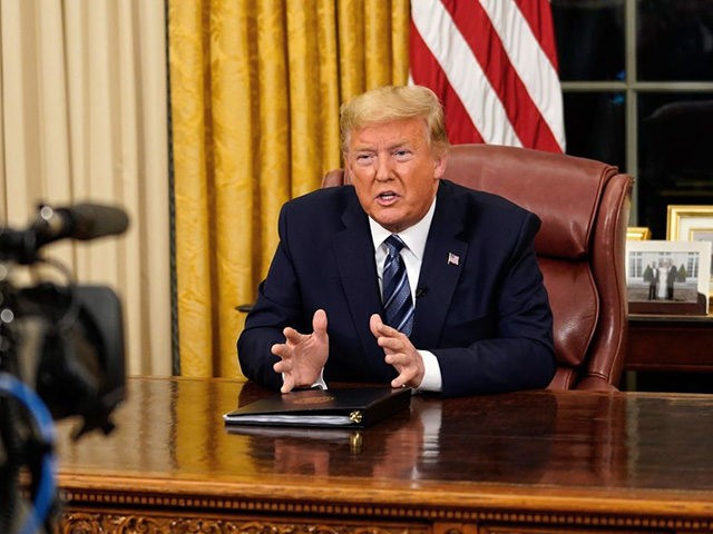 US President Donald Trump addresses the Nation from the Oval Office about the widening novel coronavirus (Covid-19) crisis in Washington, DC on March 11, 2020. - President Donald Trump announced on March 11, 2020 the United States would ban all travel from Europe for 30 days starting to stop the …