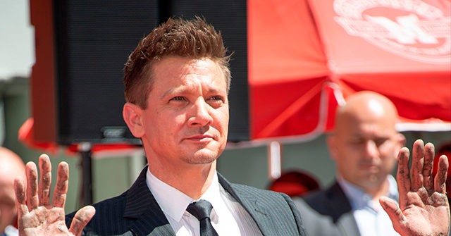 Actor Jeremy Renner Thanks Reno Hospital Staff One Year After Snowplow Accident