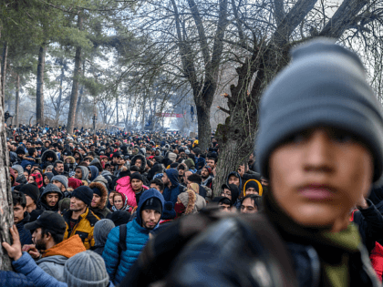 Thousands of Migrants Mass on Turkey’s Borders with Europe