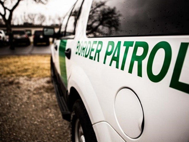 Migrant Allegedly Breaks Border Patrol Agent's Nose During Arrest in Arizona - Vimarsana News