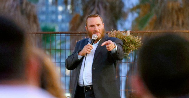 Rabbi Shmuley Boteach Harassed by Anti-Israel Activists While Skating in NYC