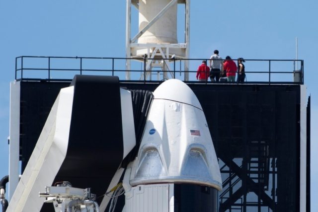 SpaceX announces partnership to send tourists to ISS