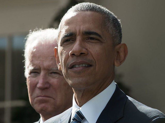 US President Barack Obama(R together with Vice President Joe Biden addresses, for the firs