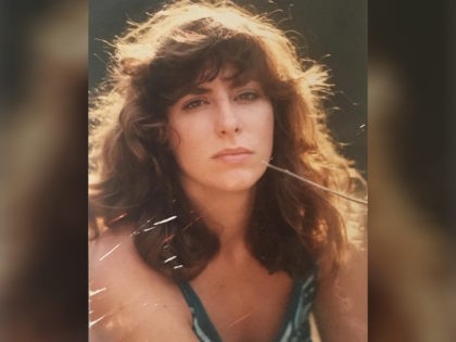 Tara Reade’s Former Neighbor Says They Discussed Alleged Biden Sex Assault in Mid-90s