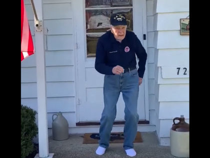 WATCH: WWII Veteran Dances to ‘Can’t Stop the Feeling’ in Quarantine