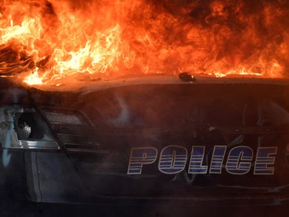 Video: Seattle Police Vehicles Set Ablaze amid George Floyd Riots