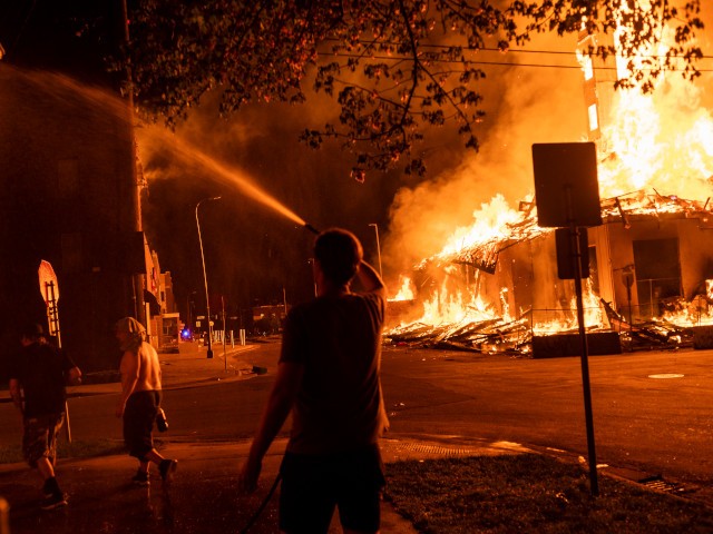 Video: Fires Rage Across Minneapolis Overnight in George Floyd ...