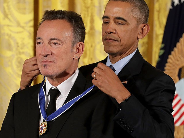 WASHINGTON, DC - NOVEMBER 22: U.S. President Barack Obama awards the Presidential Medal of Freedom to popular music singer, songwriter and rock and roll legend Bruce Springsteen during a ceremony in the East Room of the White House November 22, 2016 in Washington, DC. Obama presented the medal to 19 …