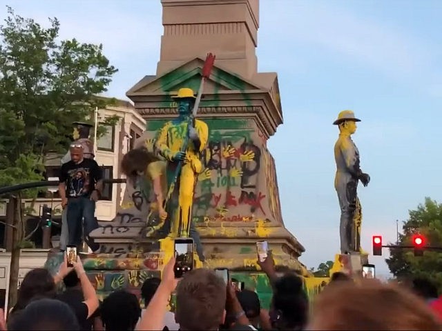 Protesters tear down Portsmouth, Virginia, Confederate monument