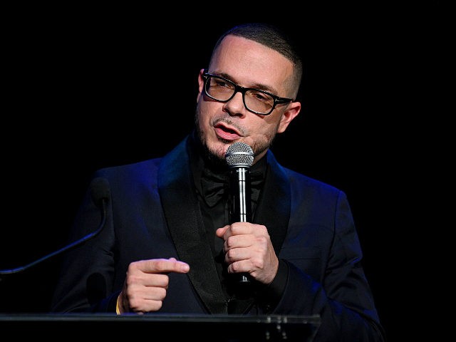 NEW YORK, NEW YORK - SEPTEMBER 12: Shaun King accepts an award onstage during Rihanna's 5t