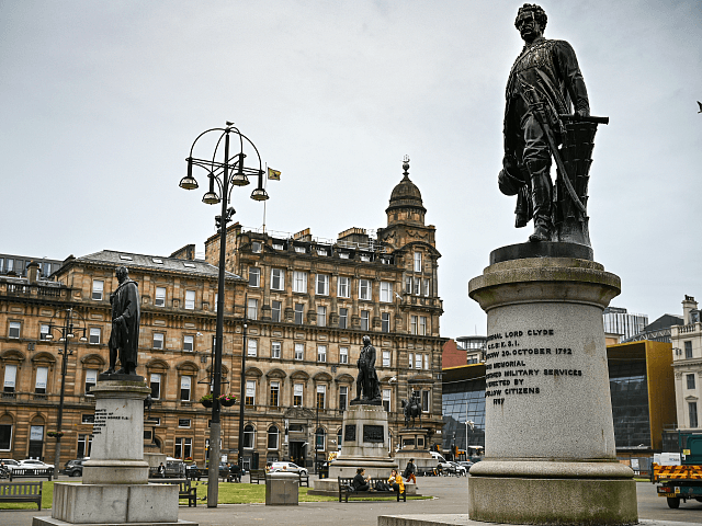 Glasgow Accused of Plotting to Purge 'Controversial' Statues from Square - Vimarsana News