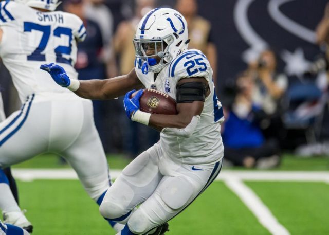 Colts coach hints RB Marlon Mack could start over rookie Taylor