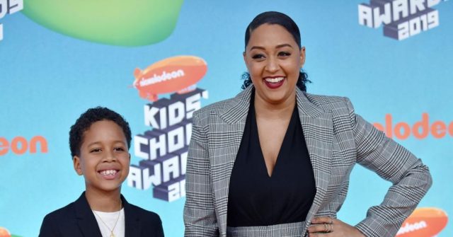 Tia Mowry reflects on biracial identity, privilege - Breitbart